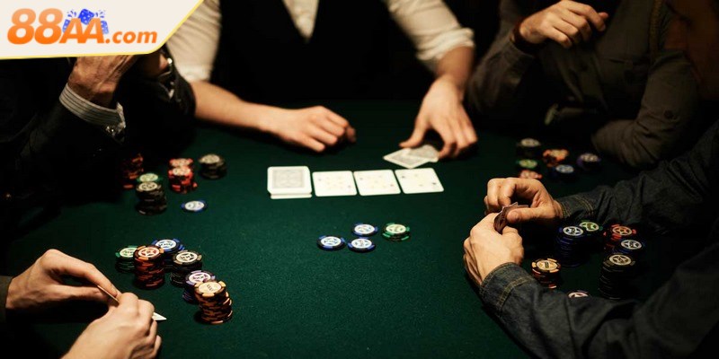 Mẹo chơi Poker - Một số chiến thuật hiệu quả từ chuyên gia 4 Tham gia đánh Poker nhiều ván để trau dồi kinh nghiệm cho bản thân